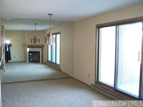 5th image of 739 Larpenteur Avenue E