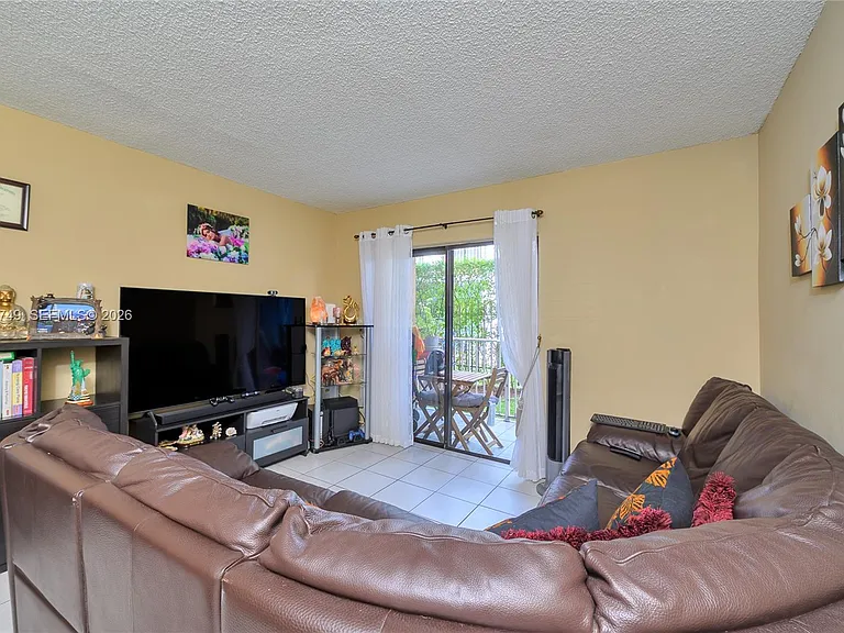 6041 W 24th Ave #B-111 — Photo 8