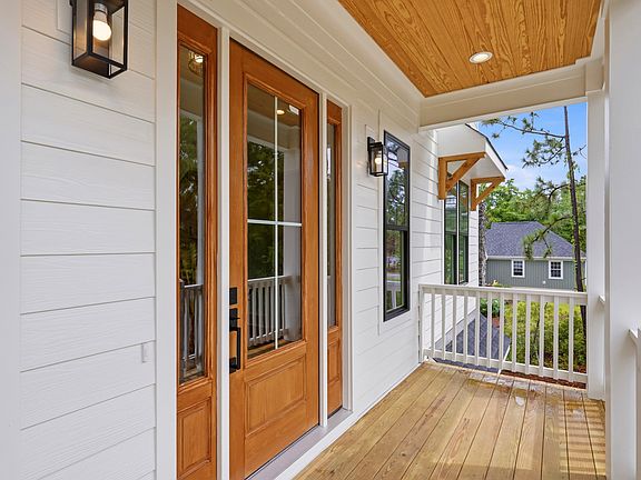 5th image of 9016 Sedgley Dr