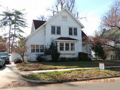309 E Cypress St, Charleston, MO, 63834