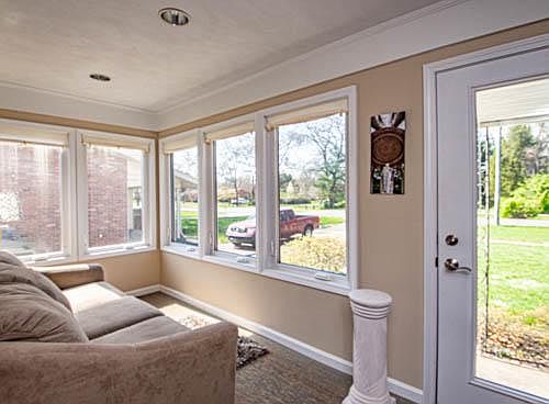 3rd image of 2918 Klondike Ln
