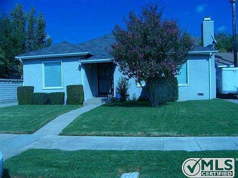 1st image of 1011 De Garmo St
