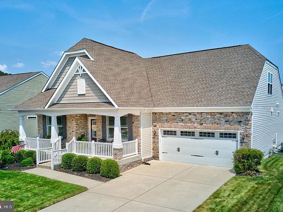 2nd image of 29498 Glenwood Dr