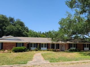 801 Woodum Ln, Mexia, TX 76667