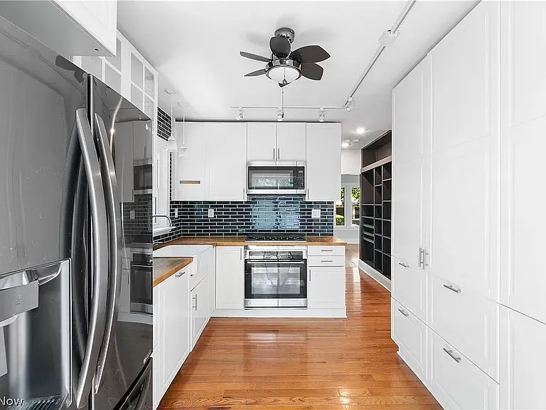 2954 Kensington Rd — Photo 9