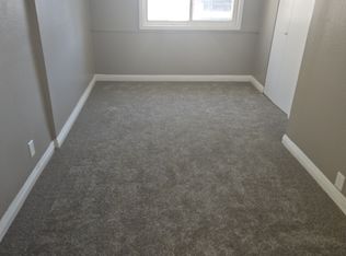 359 19th St, Sparks, NV 89431