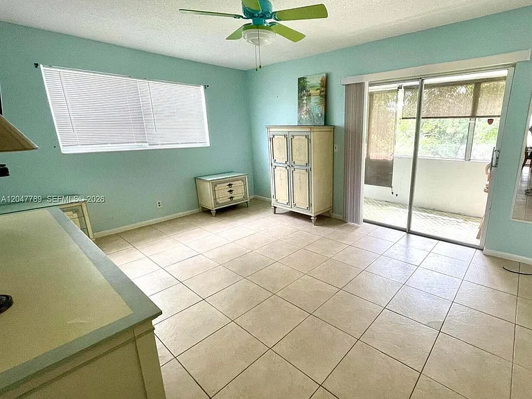 31 Windsor Dr #31-B — Photo 7