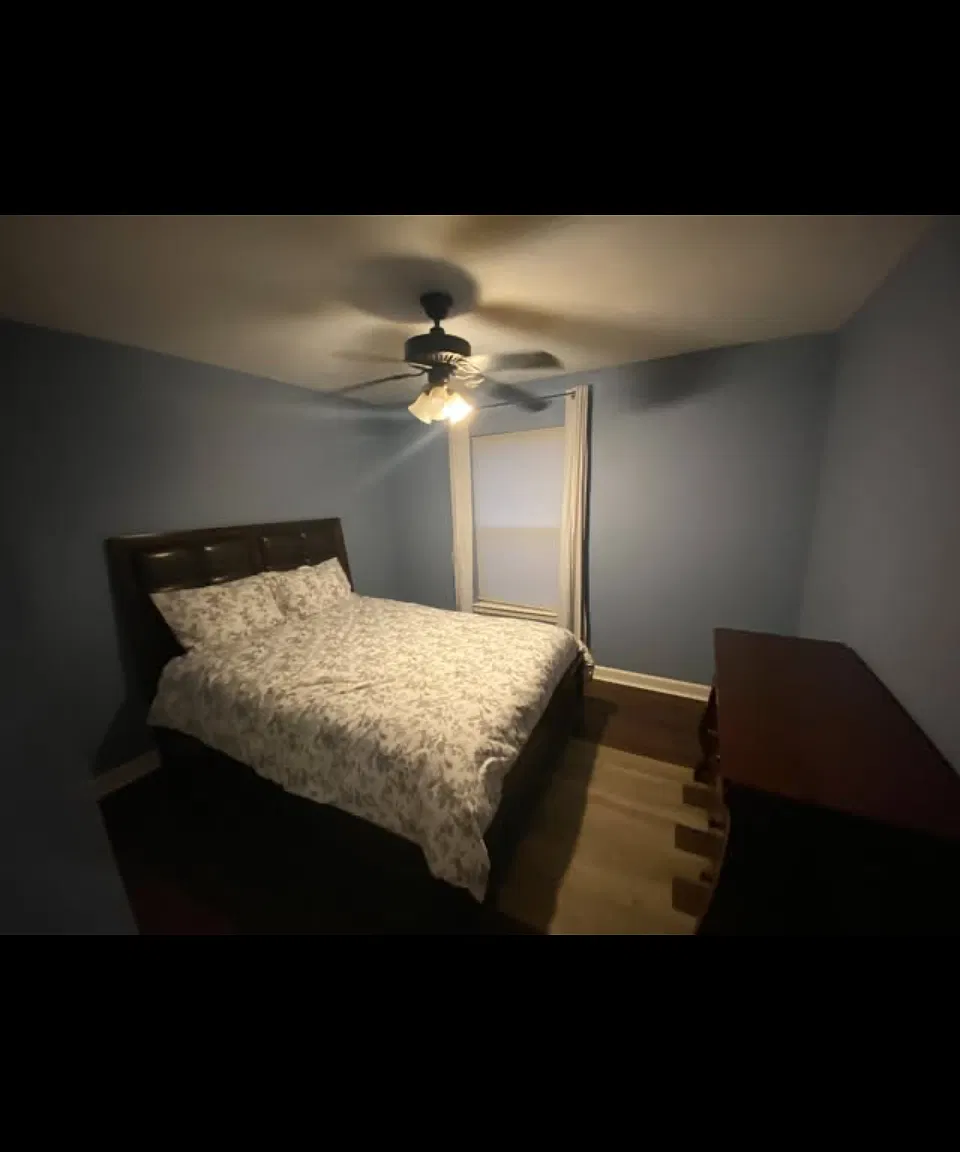 2 bed, 950 sqft, $1,000 — Photo 3