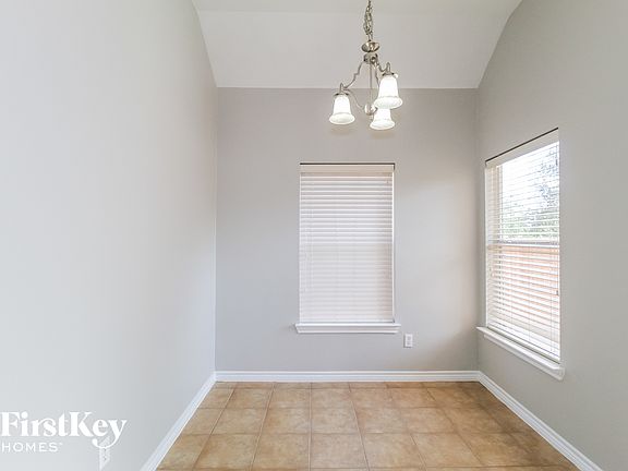 5th image of 226 Bob White Dr