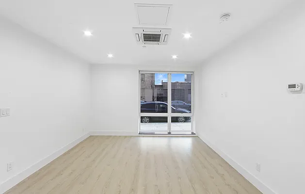 Rented by Oxford Property Group | media 29