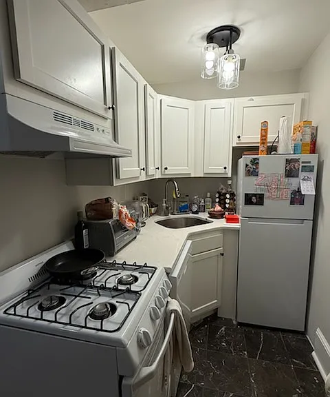 38 Hemenway St #28 — Photo 2