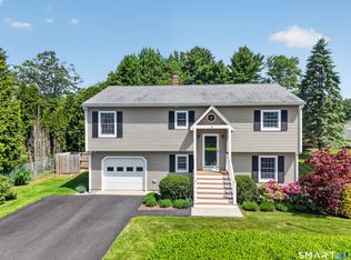 35 Bruggeman Pl, Mystic, CT 06355