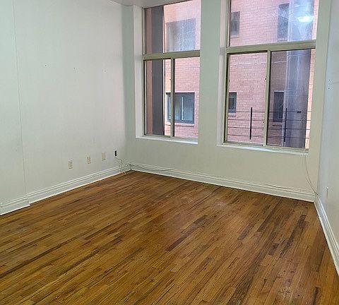 3rd image of 21 Maiden Ln APT 8C