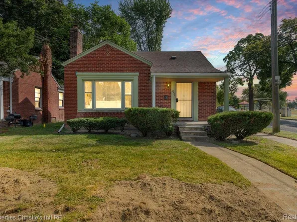 18400 Plainview Ave, Detroit, MI 48219