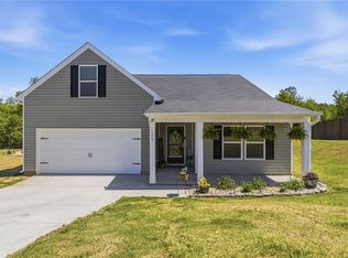 104 Alpine Heights Ct, Anderson, SC 29625
