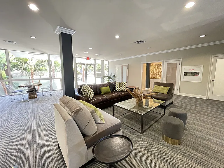 The Ray Apartments — Photo 16