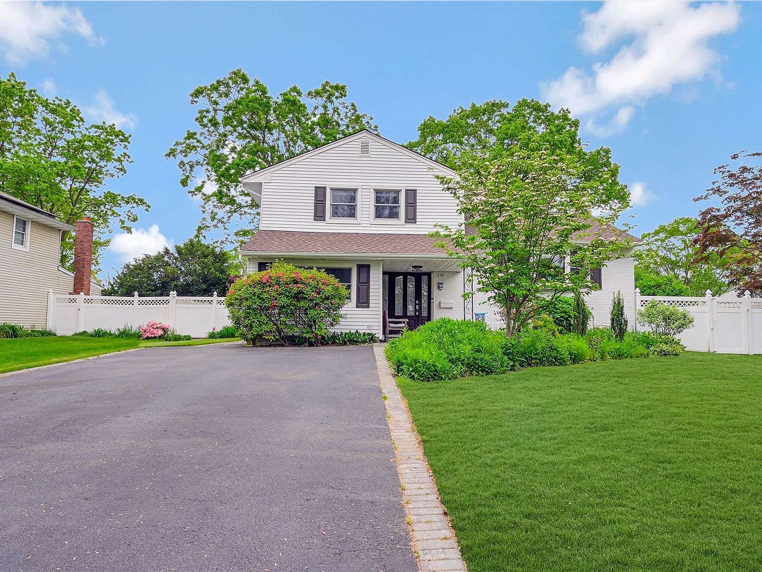 274 Timberpoint Road, East Islip, NY 11730 Zillow