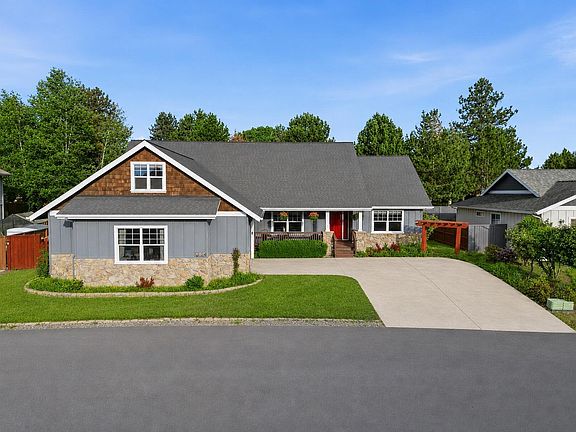 2nd image of 61172 Hilmer Creek Dr