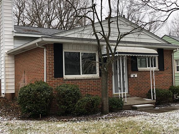 4th image of 1203 Cedar Hill Dr