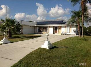 557 NW Archer Ave, Port Saint Lucie, FL 34983