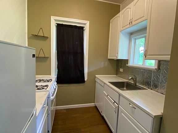 5th image of 514 Orchard Ave #516
