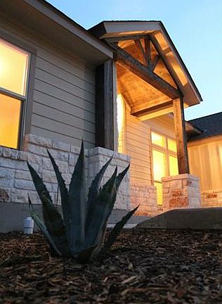 3rd image of 401 Cowal Dr