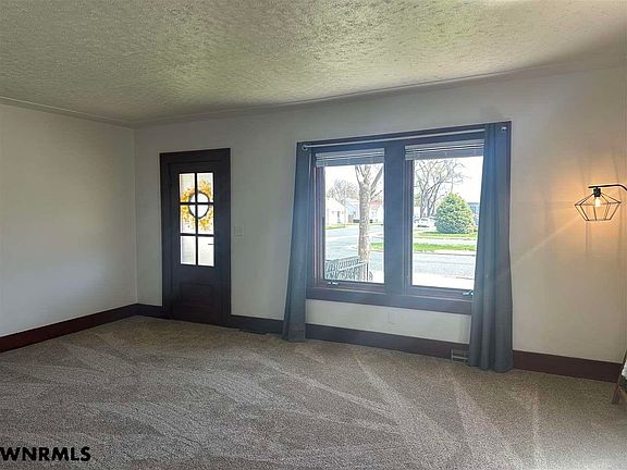 5th image of 2522 Avenue A