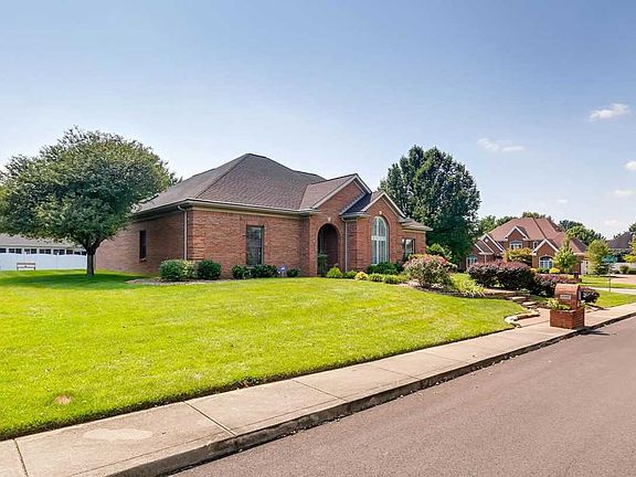 2nd image of 10385 Wexford Ct