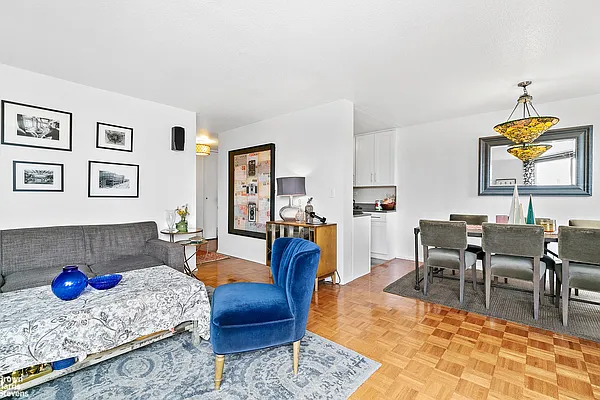 Rented by Brown Harris Stevens | media 4