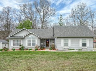 262 Canary Dr, Crossville, TN 38555