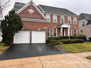 6615 Stourcliffe Ln, Haymarket, VA 20169