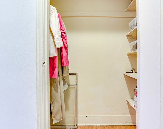 5th image of 1111 Holly Ct APT 213