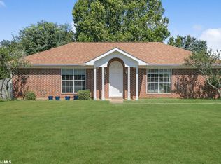 18927 Dalewood Cir, Robertsdale, AL 36567
