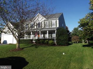 204 Pebble Beach Dr, Charles Town, WV 25414