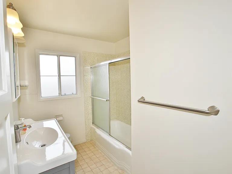 529 Haas Ave — Photo 13