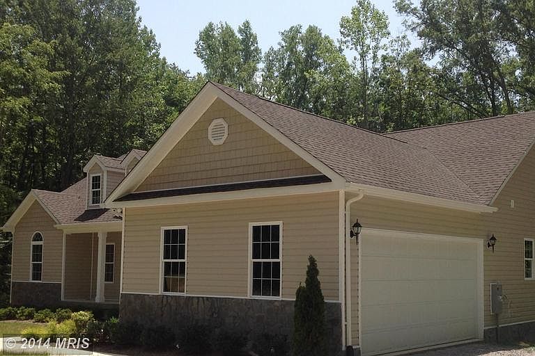 2nd image of 5914 Massaponax Church Rd