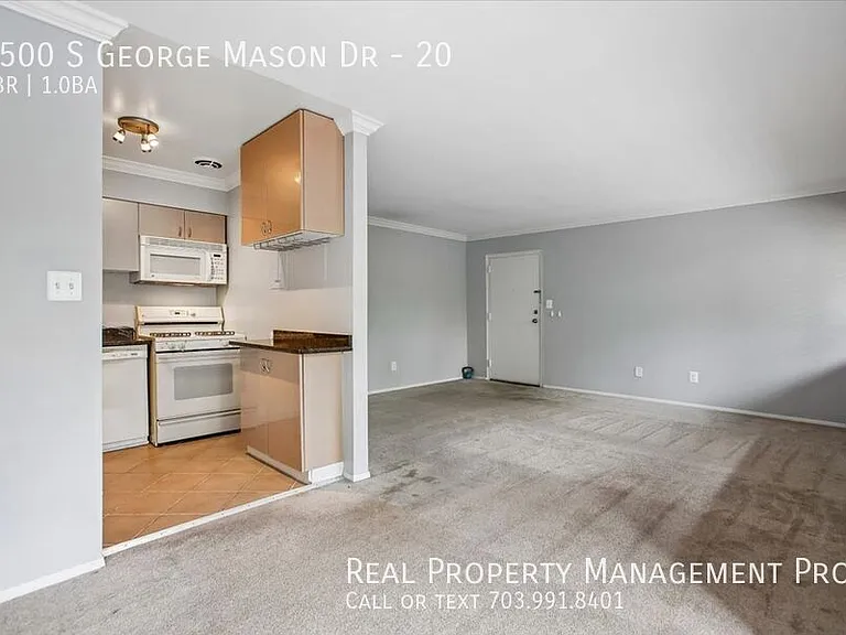 1500 S George Mason Dr #20 — Photo 8