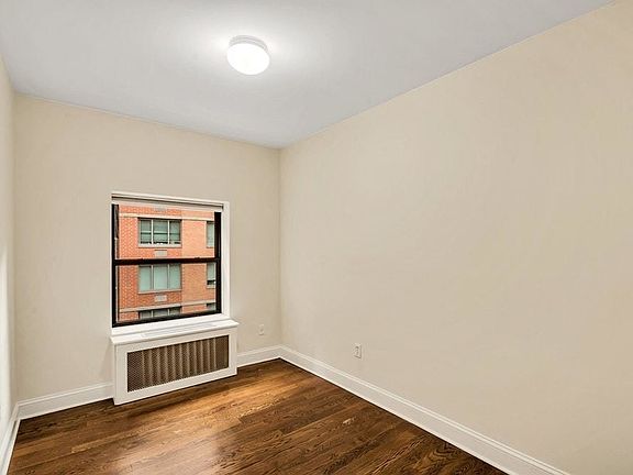 3rd image of 6 E 36th St #5