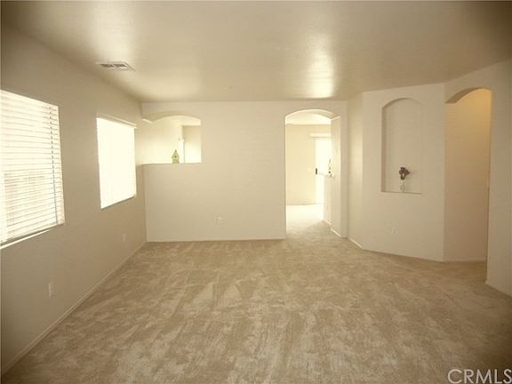 3rd image of 26865 Wildflower St