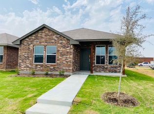 1222 Reed Parke Rd, Burleson, TX 76028
