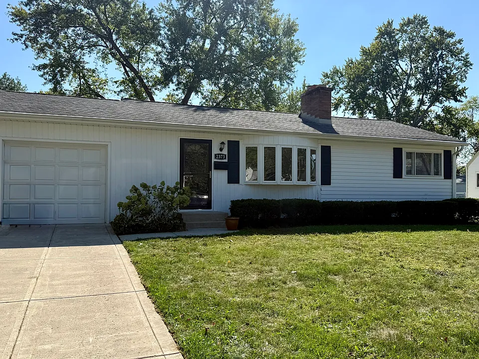 2373 Woodstock Rd