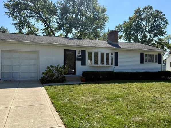 2373 Woodstock Rd, Columbus, OH 43221