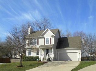 101 NE Paseo Pl, Blue Springs, MO 64014
