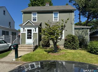 26 Strand St, Bridgeport, CT 06606