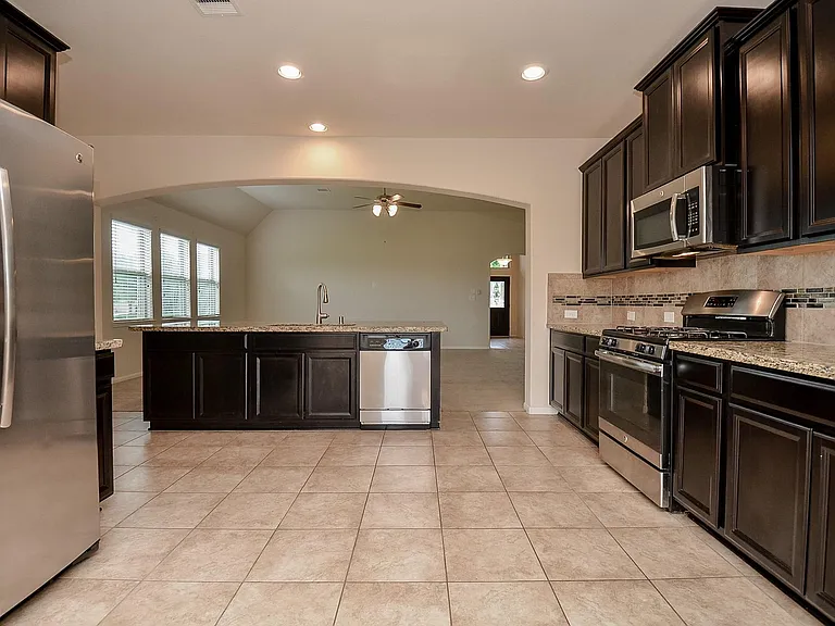 2227 Leonetti Ln — Photo 26