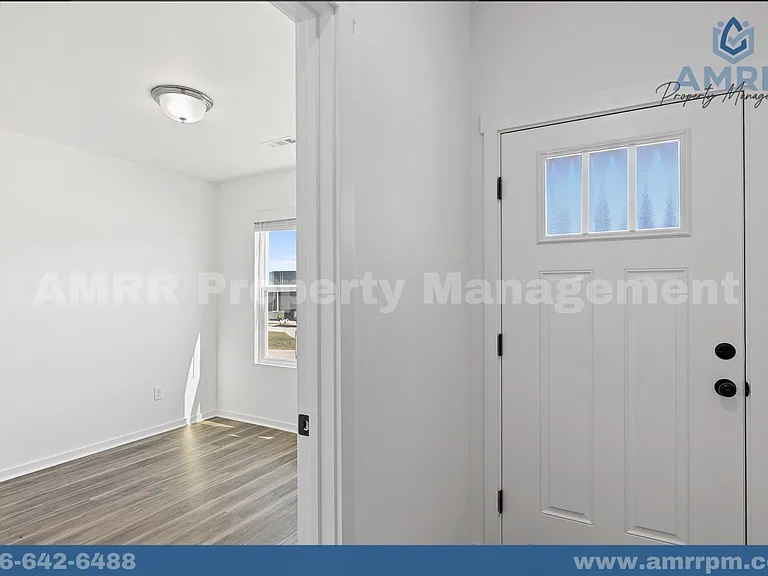 1005 SW 3rd Ave — Photo 2