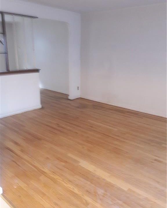 1st image of 3009 Bronxwood Ave
