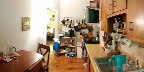 Rented by R New York