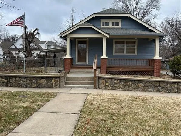 315 W 6th St, Ottawa, KS 66067