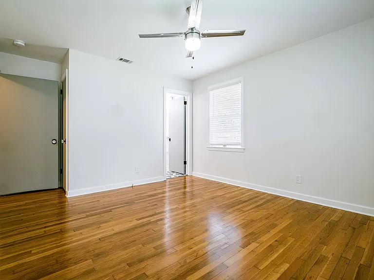 5604 Paulsen St — Photo 10
